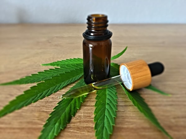 6 Tips To Use CBD Vape Oil While Traveling